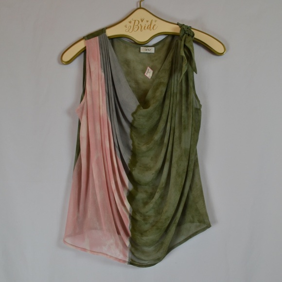 NWT🤩Designer Sheer Silk Vintage Watercolor Top - Picture 2 of 7